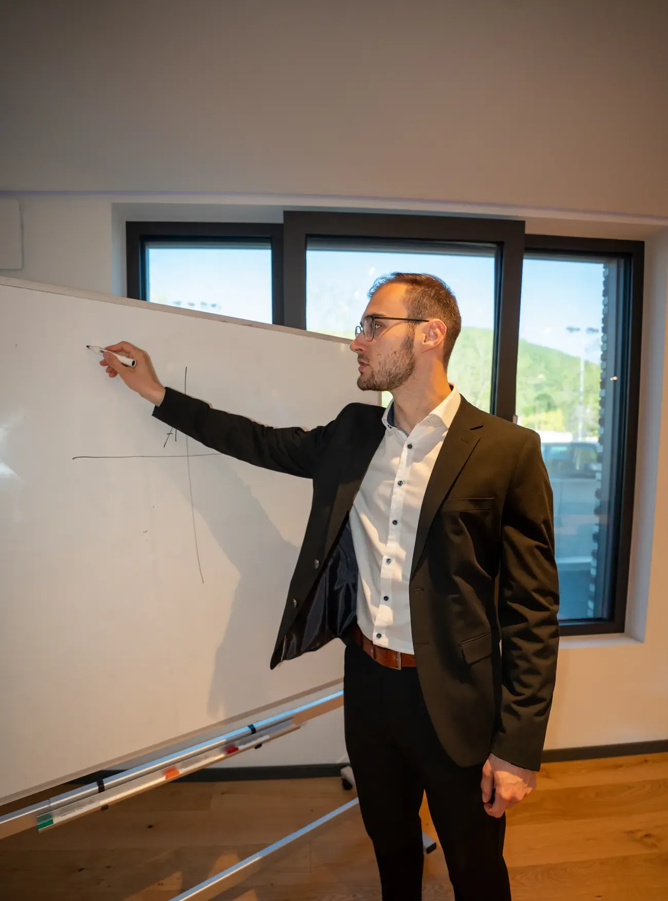 Lukas Sosnowski erklärt Finanzthemen